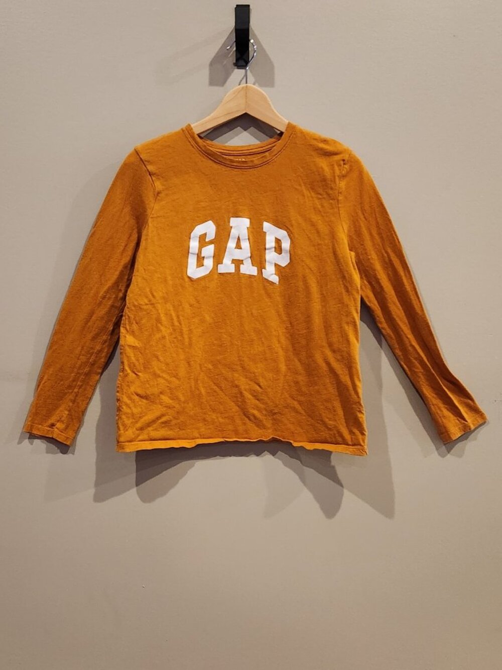 GAP Women's Medium Mustard Long Sleeve Logo T-Shirt Casual Tee